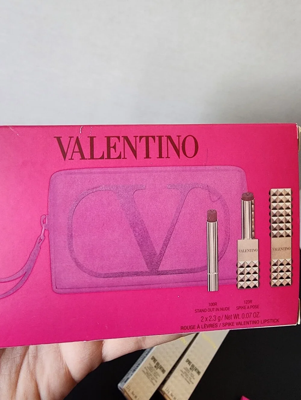 ✨️NIB✨️ Valentino Spike Valentino Lipstick & Pouch Set, Spike A Pose - Picture 8 of 8